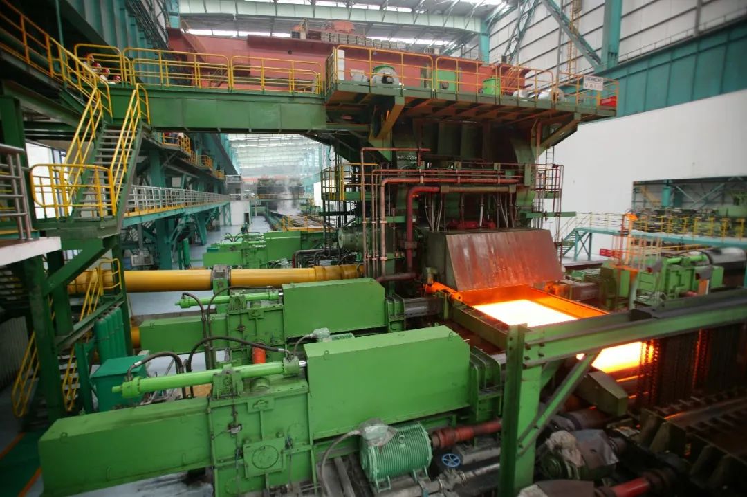 河鋼舞鋼公司研發的新產品抗HIC腐蝕、大厚度超低溫用鋼09MnNiDR（HIC）鋼板全部交付客戶，回廠復檢性能100%合格，獲得用戶高度評價